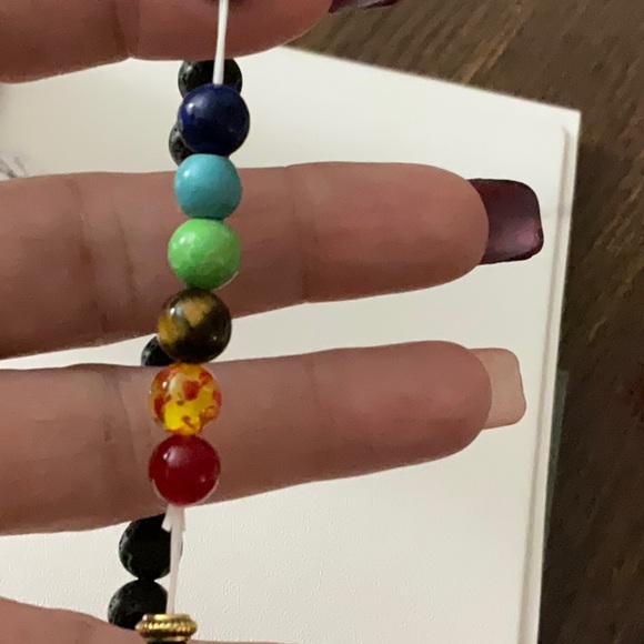 Chakra balancing stretch bracelet Seven chakra stones with lava beads - Picture 5 of 6